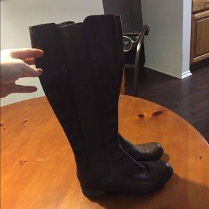 Size 7.5 B Cole Haan riding boots
